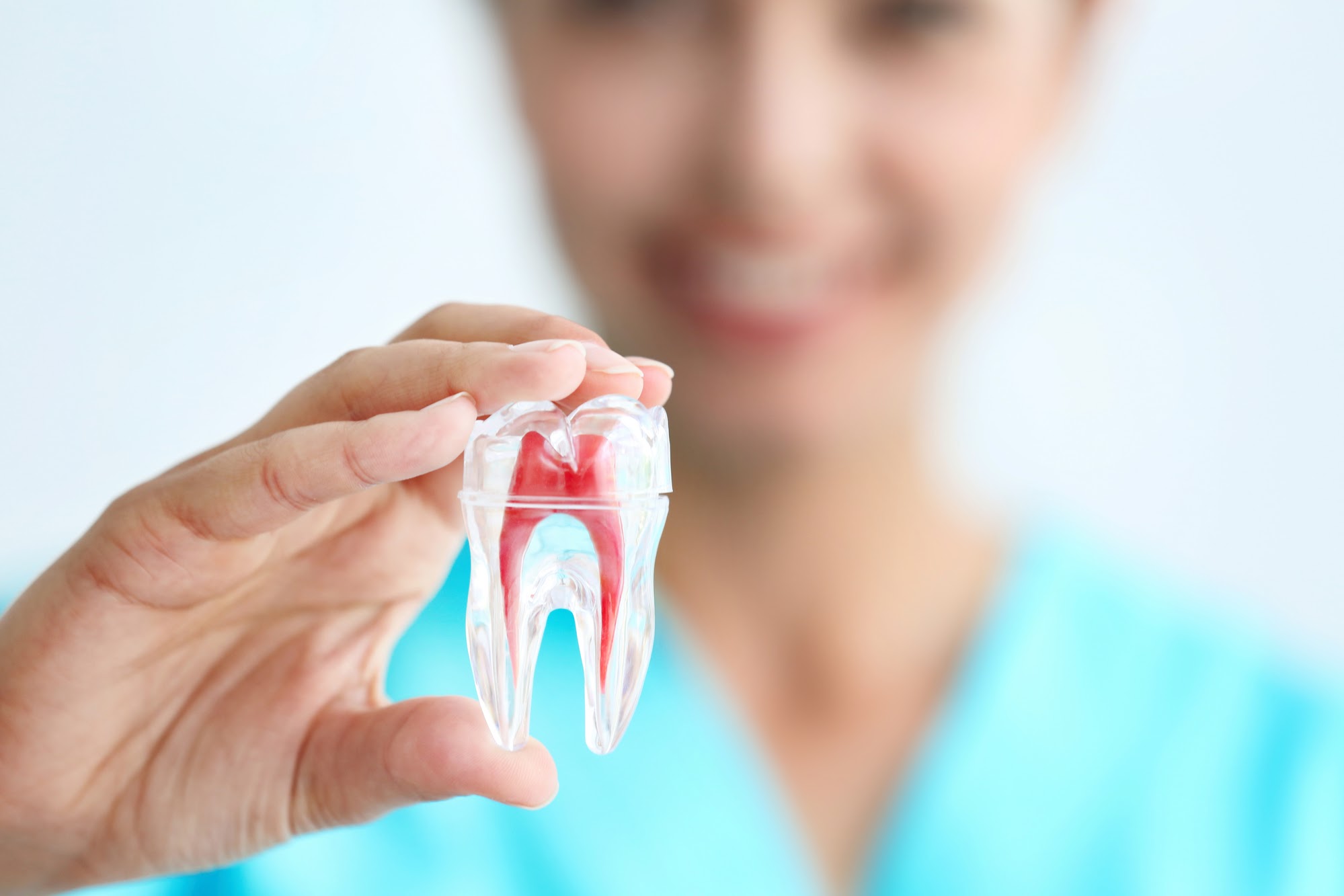 Advantages and Disadvantages of Replacing Natural Teeth